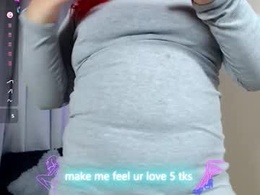 Screen Grab from violettelynn_