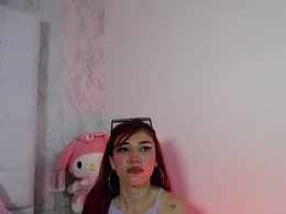 Screen Grab from violletta_blayke