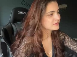 Screen Grab from vivalenti_kiss