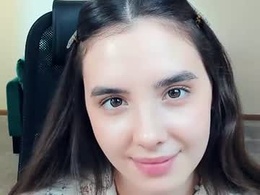 Screen Grab from vivian_lili
