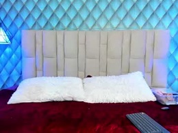 Screen Grab from vixen_rouge_