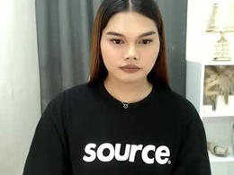 Screen Grab from wet_velvet_xo