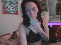 Screen Grab from wetwillow444