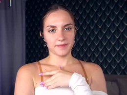 Screen Grab from whitneyhenwood