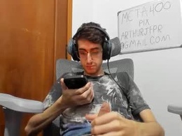 Screen Grab from x4rthurtv