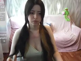 Screen Grab from xangel1babyx