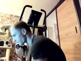 Screen Grab from xchris_wildx