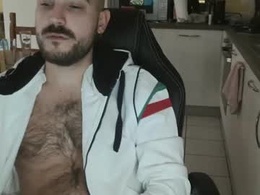 Screen Grab from xeddy85x