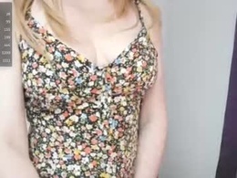 Screen Grab from xella_wildx