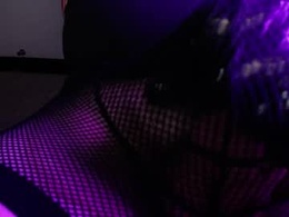 Screen Grab from xeran243164