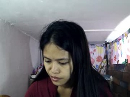 Screen Grab from xgurlxlaloox