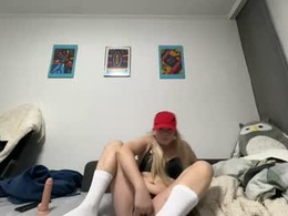 Screen Grab from xhannah_69