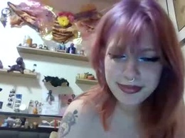 Screen Grab from xoxoziggyxoxo