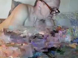 Screen Grab from xsxoxuxpx