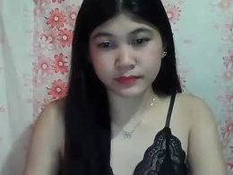 Screen Grab from xxhoneylet2026