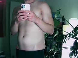 Screen Grab from xxxdj_kvng