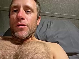 Screen Grab from xxxmc87
