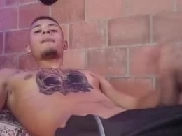 Screen Grab from yajz