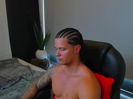 Screen Grab from yanka_max1