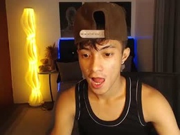 Screen Grab from yourfavoritetwinkecho