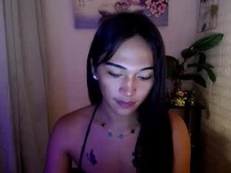 Screen Grab from yourhotlove_jamellaxxx