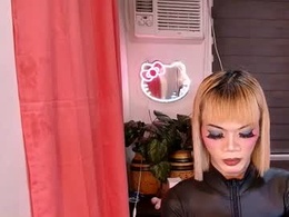 Screen Grab from yourqueenslut4uxx