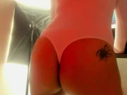 Screen Grab from yuli_manson