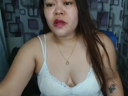 Screen Grab from yumie_pussyx