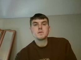 Screen Grab from yungcupandspoonn