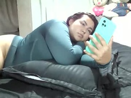 Screen Grab from yuranis1995