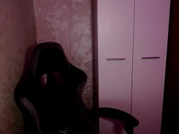 Screen Grab from zaki_xx