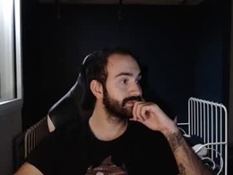 Screen Grab from zazou3113