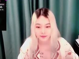 Screen Grab from zchunchun