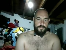 Screen Grab from ziziriders