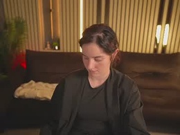 Screen Grab from zlatasky_