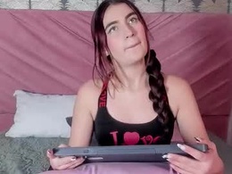 Screen Grab from zoe_fg