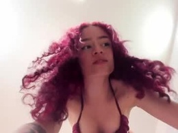 Screen Grab from zoe_gale