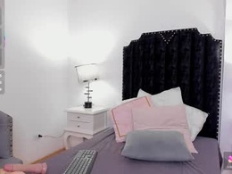Screen Grab from zoe_lee___