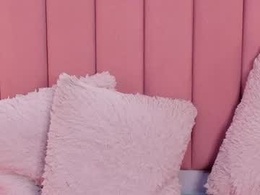 Screen Grab from zoeherrera