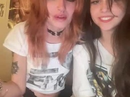 Screen Grab from zoeyyb666